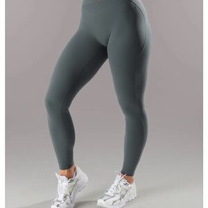 Alphalete Wrap Mid Rise Legging - Dark Navy